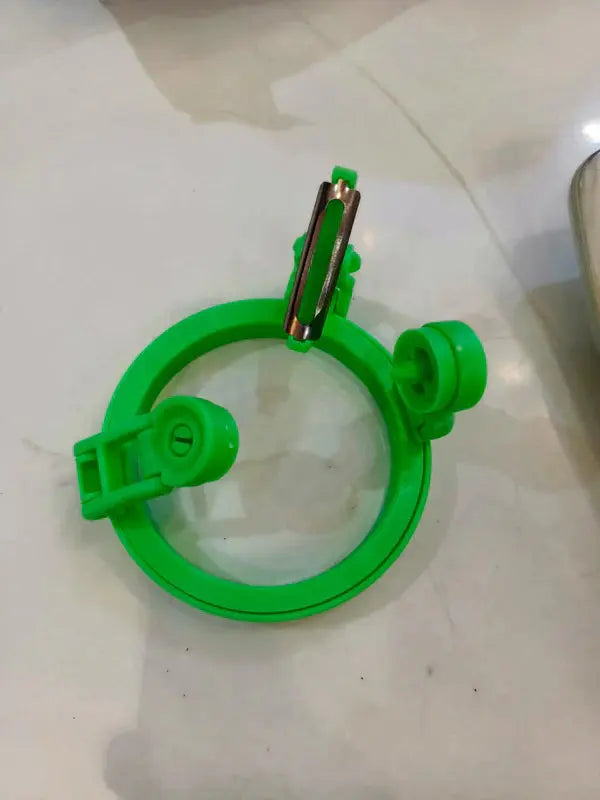 Rotating Apple Peeler Tool – Quick & Effortless Fruit Peeling at Home image 3